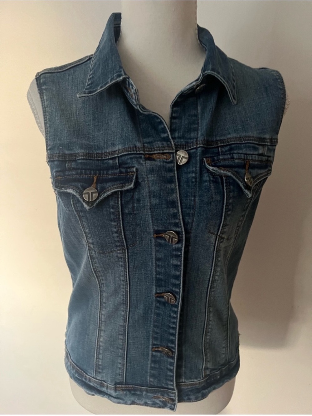 Tractr blue denim Vest, women’s S, 90s western wear casual dark wash button up - Picture 5 of 6